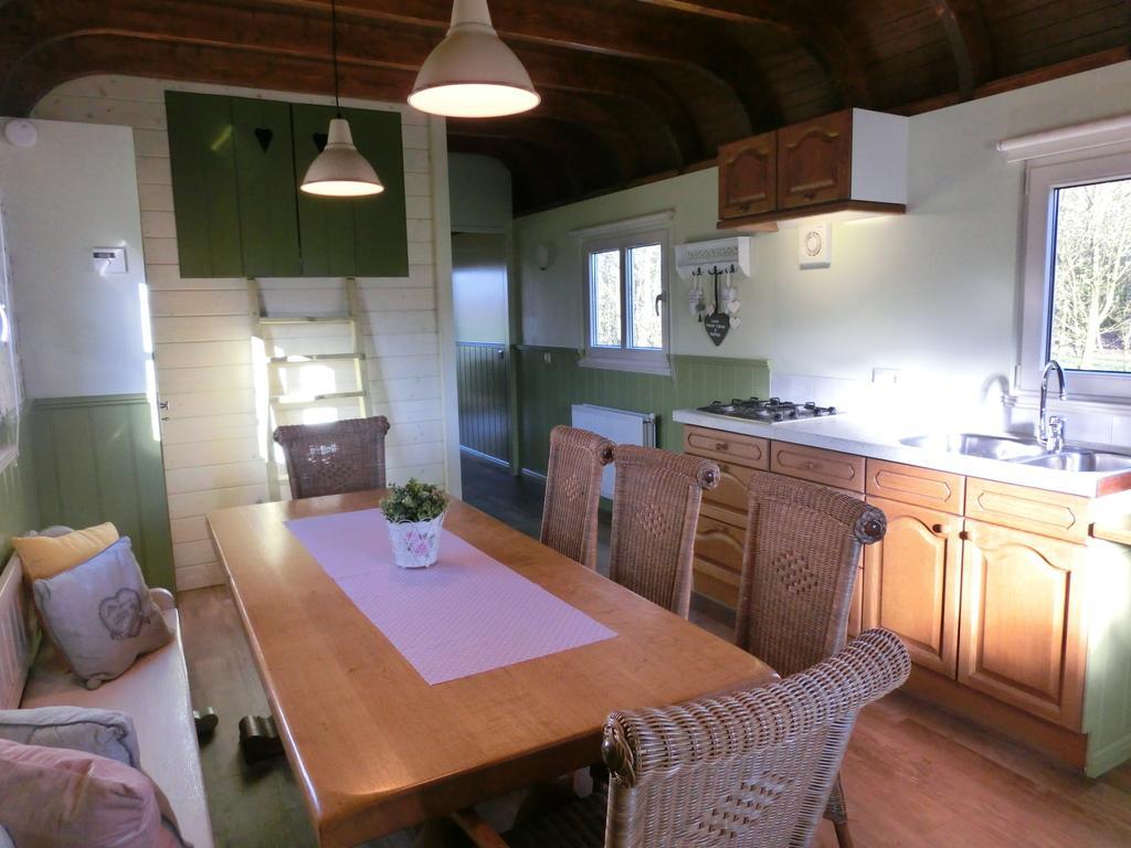 Pipowagen Camping Puur Genieten Panzió Someren Szoba fotó