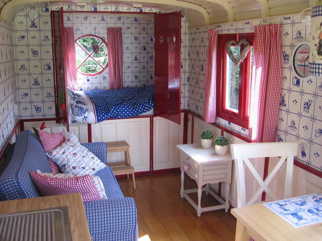 Pipowagen Camping Puur Genieten Panzió Someren Szoba fotó